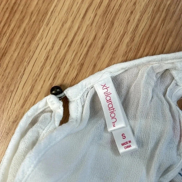 White Tank Top with Floral Embroidery | Embroidered | Floral | White Tank Top - Picture 7 of 9